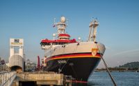 The research vessel SONNE in the port of Singapore