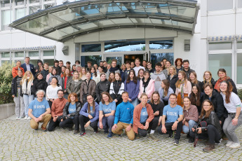 Gruppenfoto der Teilnehmenden des Aktionstages "StrandVision" am 12.4.2024 im IOW