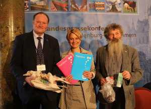 Landespressekonferenz, Plastic School